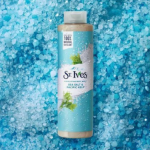 St. Ives Exfoliating Body Wash Sea Salt & Pacific Kelp 650ml